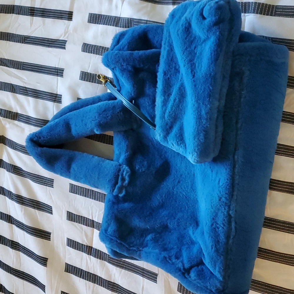 Faux fur tote
